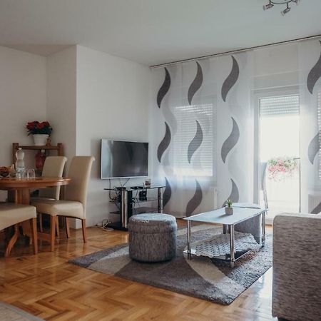 Apartman "Joka" Dakovo Exterior photo